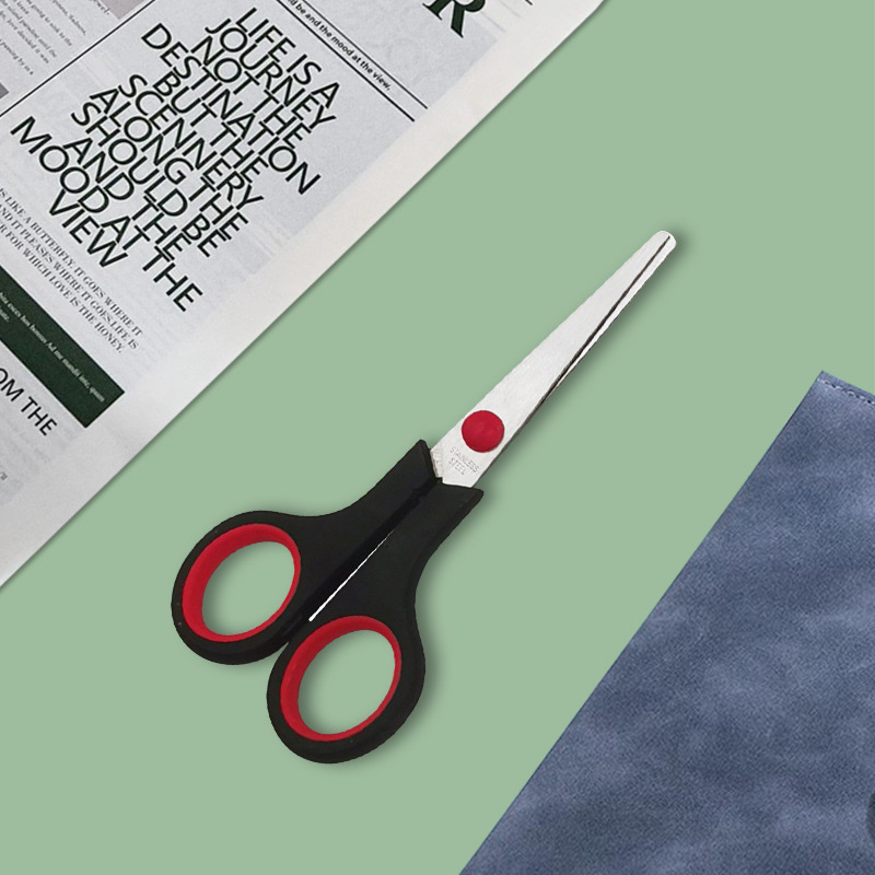 Multipurpose stainless steel scissors for kitchen and craft use